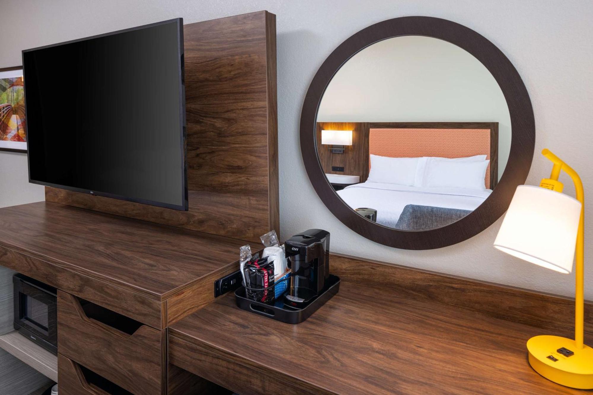 Hampton Inn Fairmont מראה חיצוני תמונה