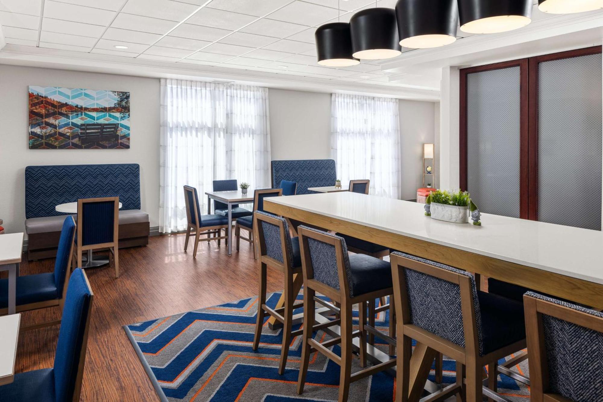 Hampton Inn Fairmont מראה חיצוני תמונה