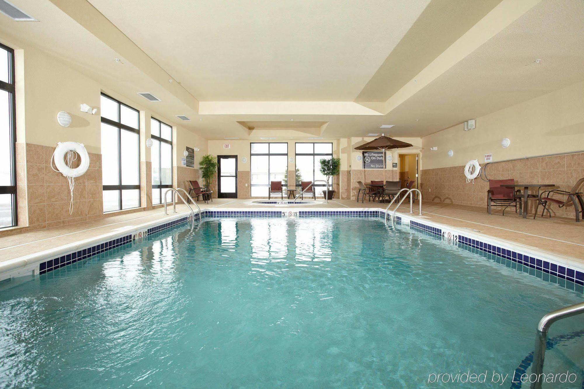 Hampton Inn Fairmont מתקנים תמונה